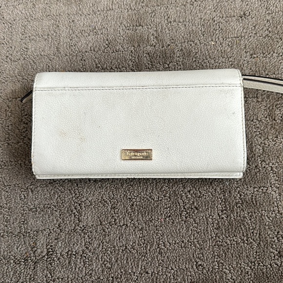 Kate spade wallet - Picture 2 of 4